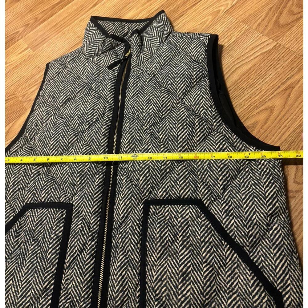 J.Crew Printed Puffer Vest Size Large - Picture 6 of 7